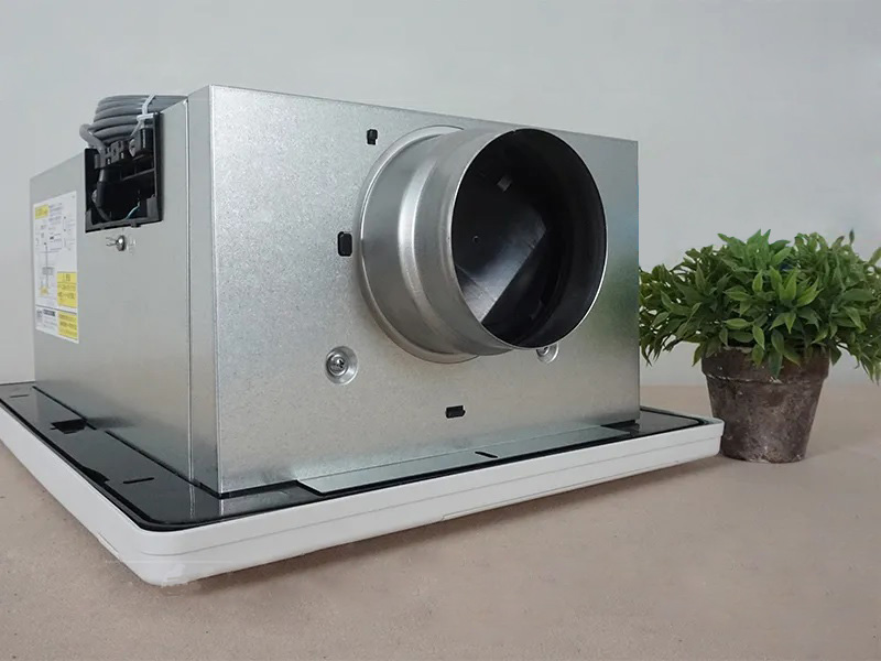 quat-suoi-phong-tam-va-hut-mui-takasu-bf-231sha